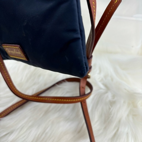 DOONEY & BOURKE MULTI COLOR CROSSBODY BAG - Picture 12 of 13